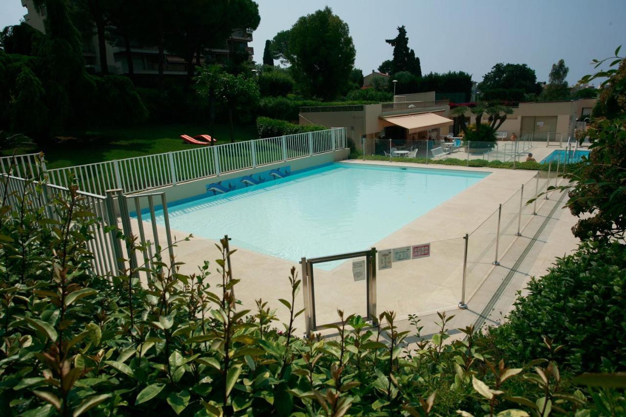 Magniolias - Residence Calme Avec Piscine, Tennis & Jardin Antibes Ngoại thất bức ảnh