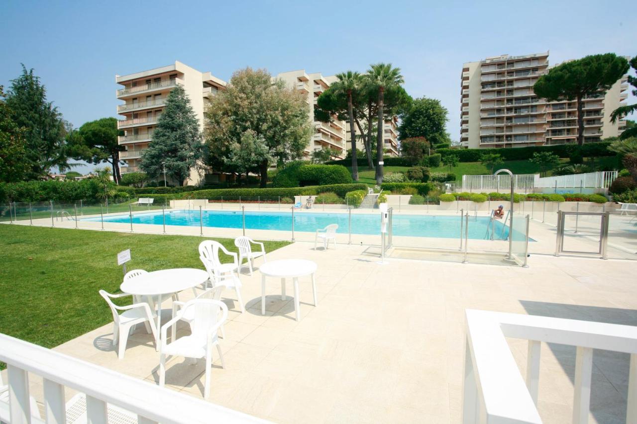 Magniolias - Residence Calme Avec Piscine, Tennis & Jardin Antibes Ngoại thất bức ảnh
